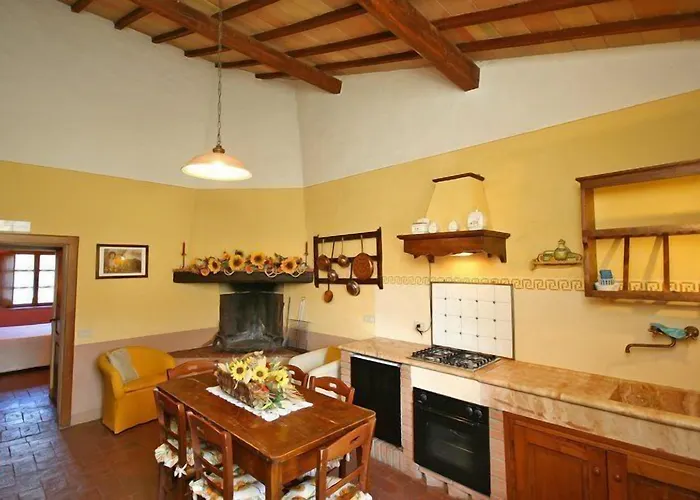 Landhaus Castiglione By Posarellivillas