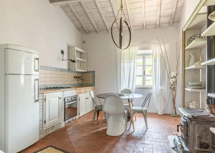 Landhaus Castiglione By Posarellivillas Contignano